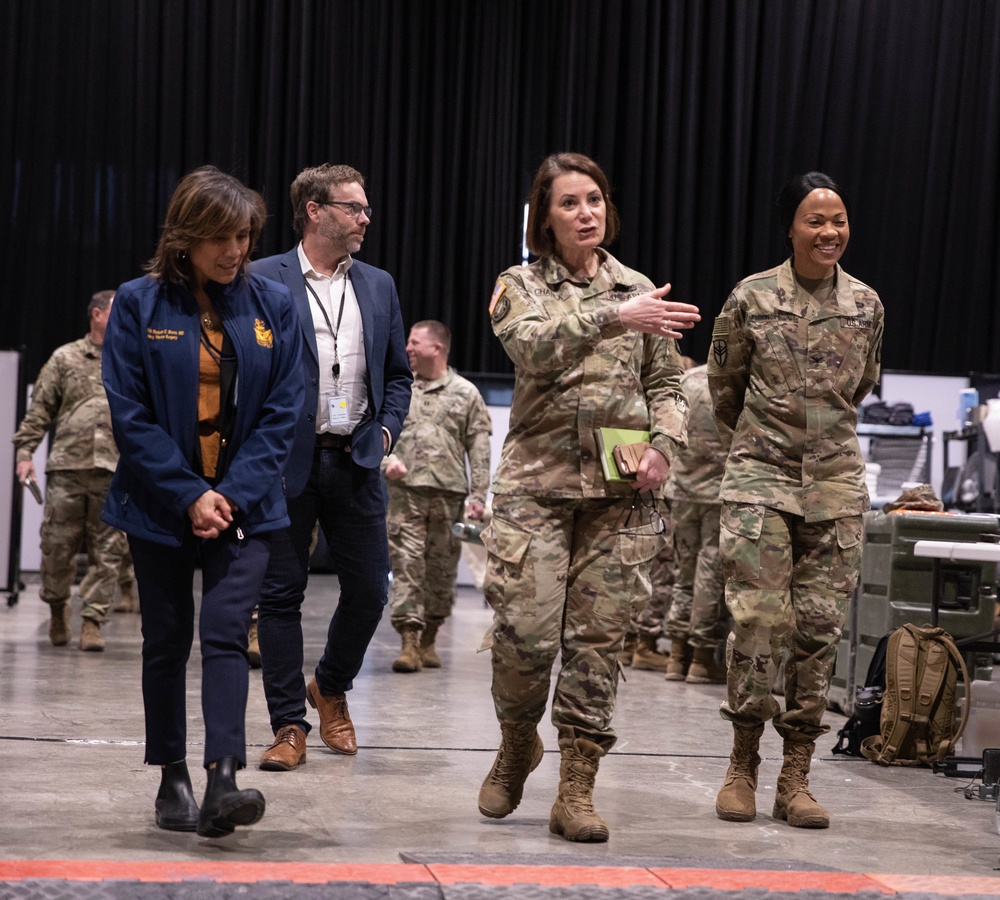 Retired VADM Bono visits Seattle Mobile Hospital