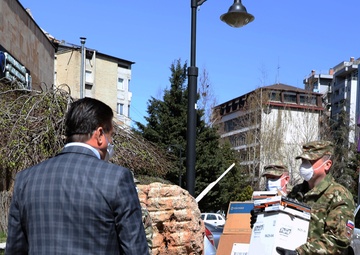 KFOR RC-E commander delivers PPE to North and South Mitrovica amid COVID-19 response