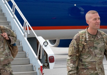 38th Infantry Soldiers coming home