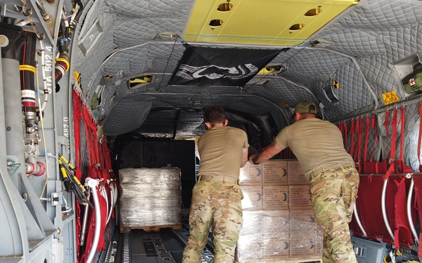 JTFB facilitates transportation of meals for Salvadoran military