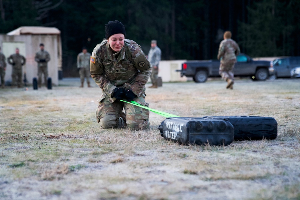 U.S. Army Reserve Soldiers compete in 364th ESC Best Warrior Competition