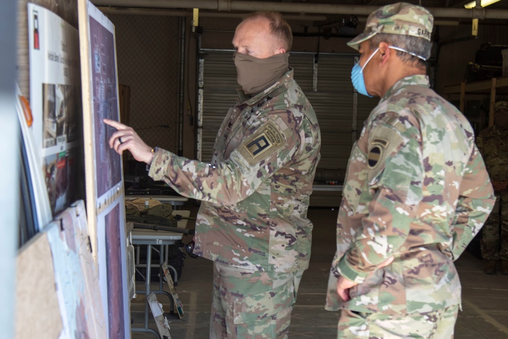 Gen. Garrett Visits Fort Bliss