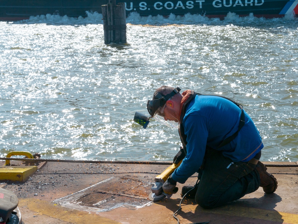 USACE Regional Rivers Repair Fleet prepares for work season on the Great Lakes