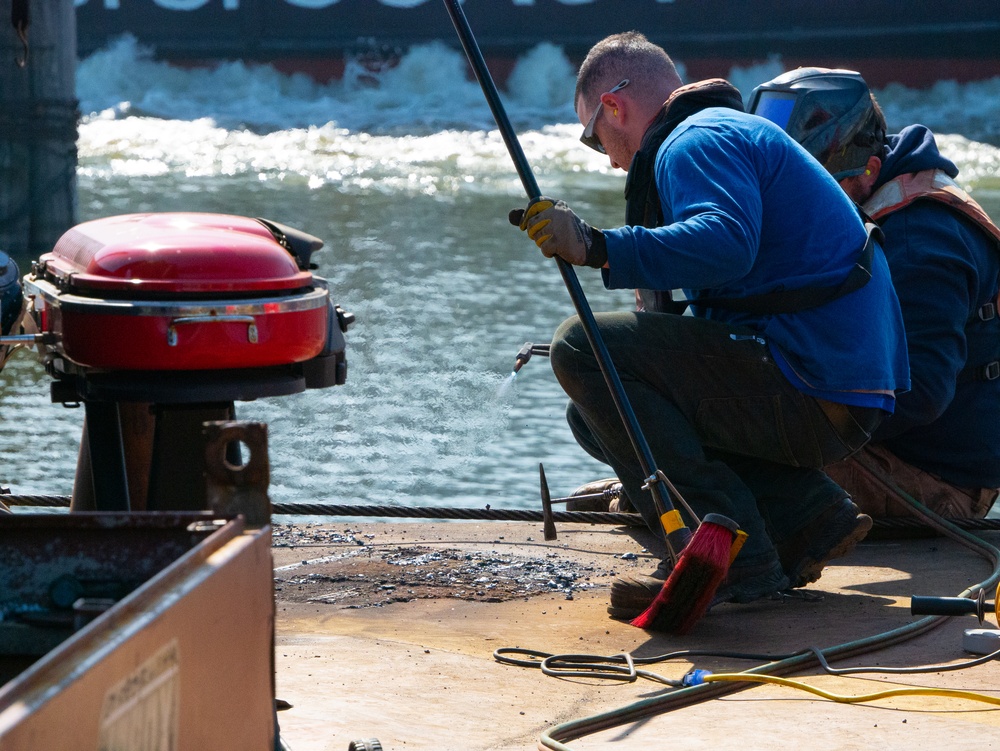 USACE Regional Rivers Repair Fleet prepares for work season on the Great Lakes