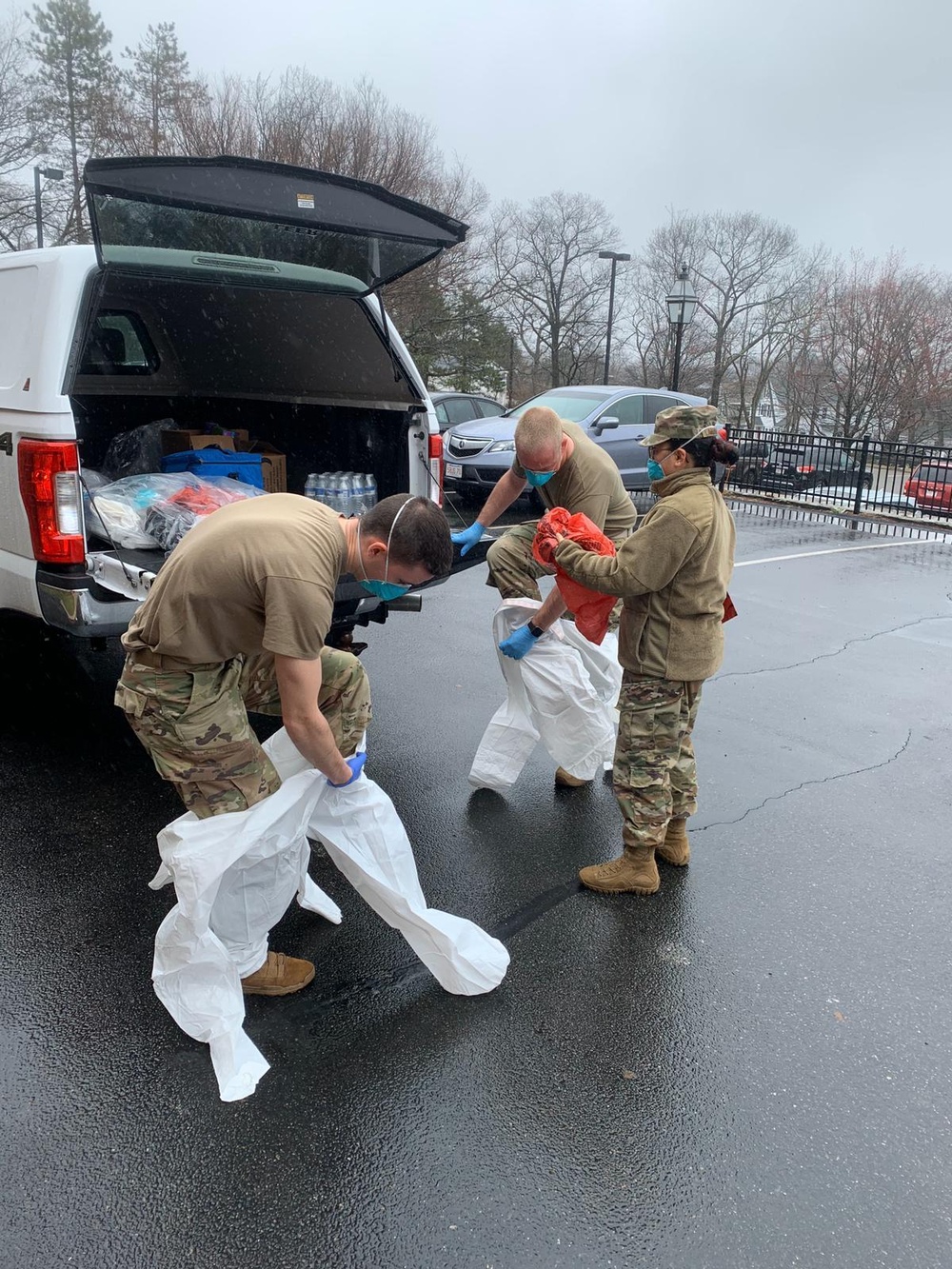 Mass National Guard administers COVID-19 testing