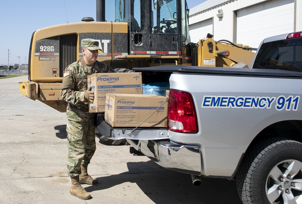 Iowa National Guard Couple Combats COVID-19