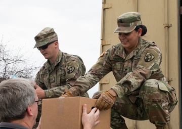 Iowa National Guard Couple Combats COVID-19