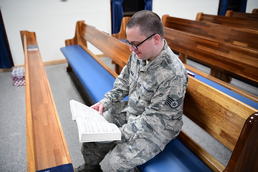 Kunsan Base chapel Photo Story
