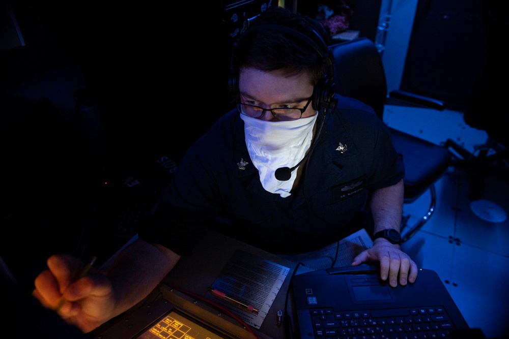 Sterett Sailors Participate in a Fleet Synthetic Exercise