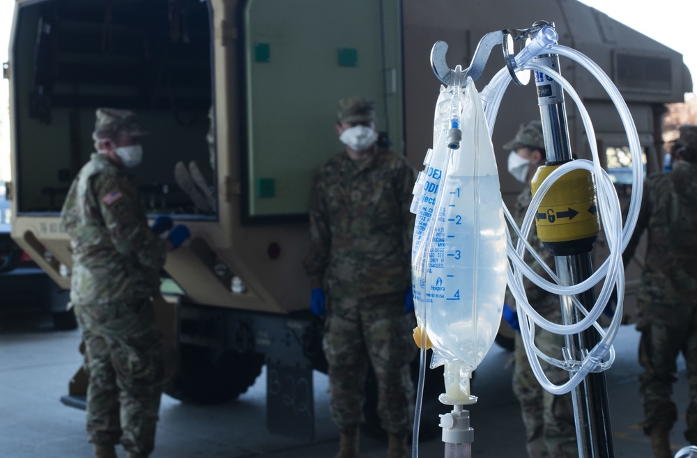 Indiana National Guard, local hospital train together in COVID-19 response