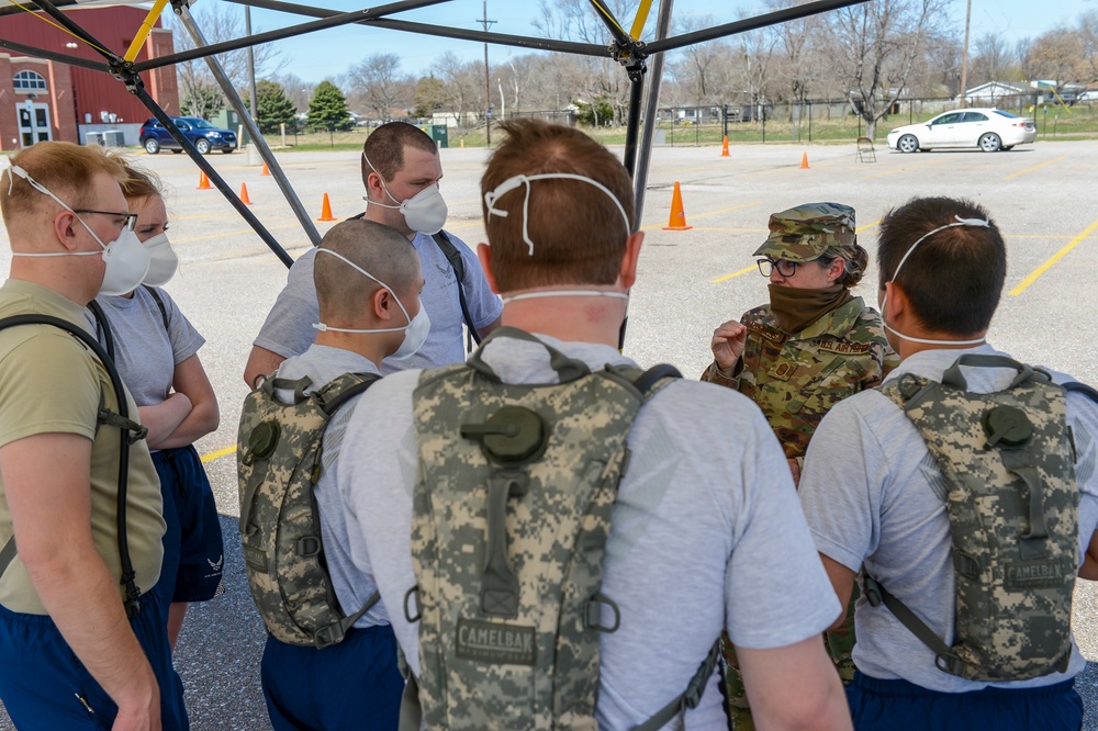Nebraska Guardsmen Support COVID-19 Mobile Testing in Grand Island