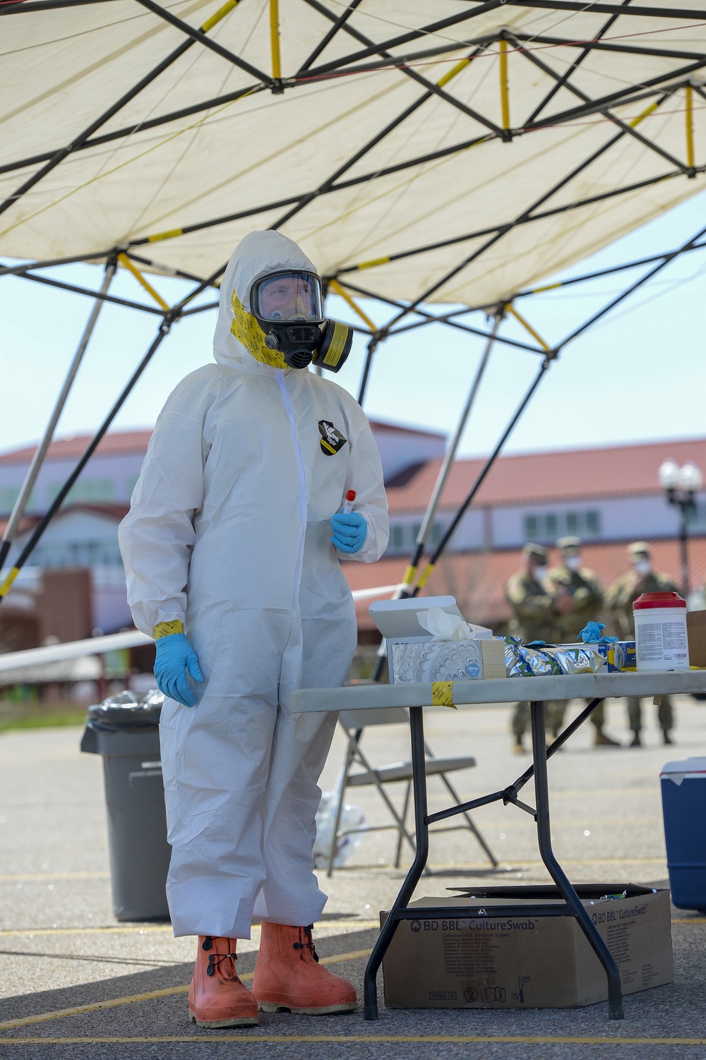 Nebraska Guardsmen Support COVID-19 Mobile Testing in Grand Island