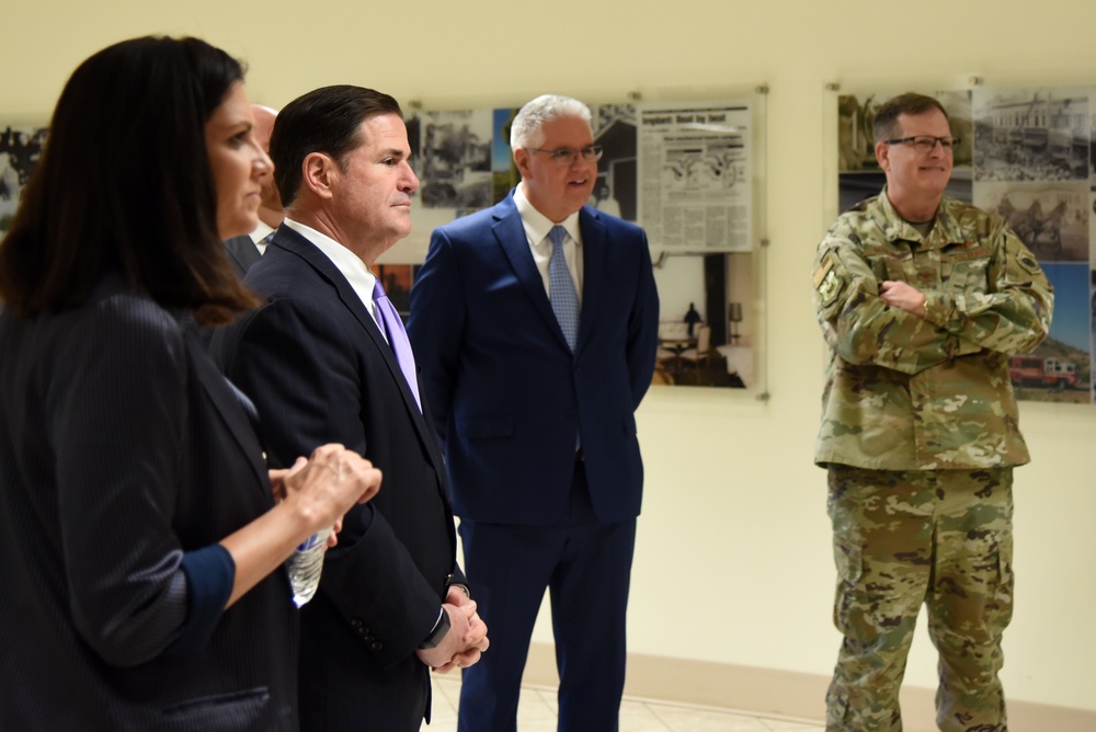 Gov. Ducey, Maj. Gen. McGuire, Dr. Christ tour Phoenix St. Luke’s Hospital
