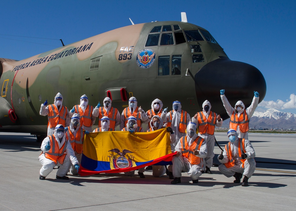 UTANG helps transfer humanitarian aid to Ecuador