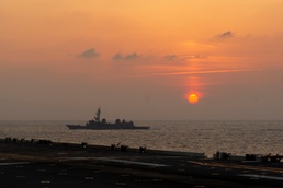 America, Akebono sail together in East China Sea