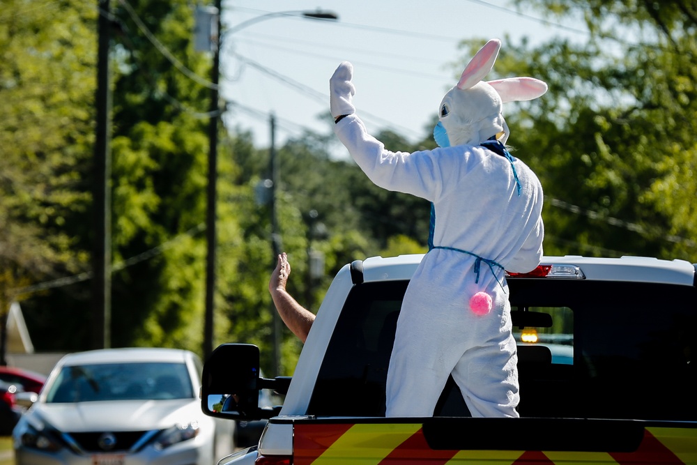 Fort Bragg Conducts Easter Bunny Tour