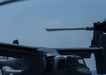 Marines with 31st MEU conduct flight operations aboard USS America