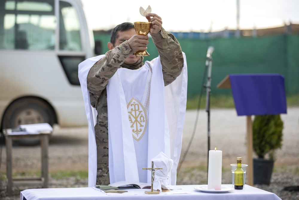 Easter service held at Erbil Air Base