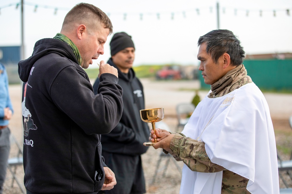 Easter service held at Erbil Air Base