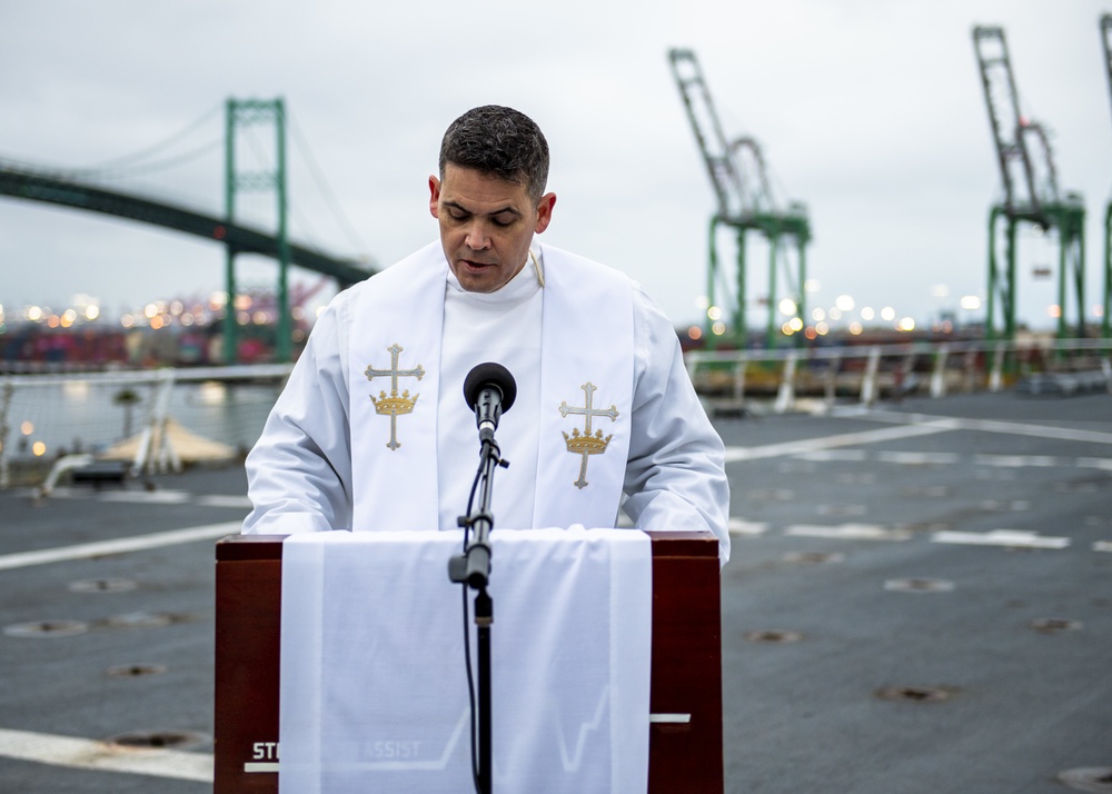 USNS Mercy Chaplain Observes Easter Sunrise Service