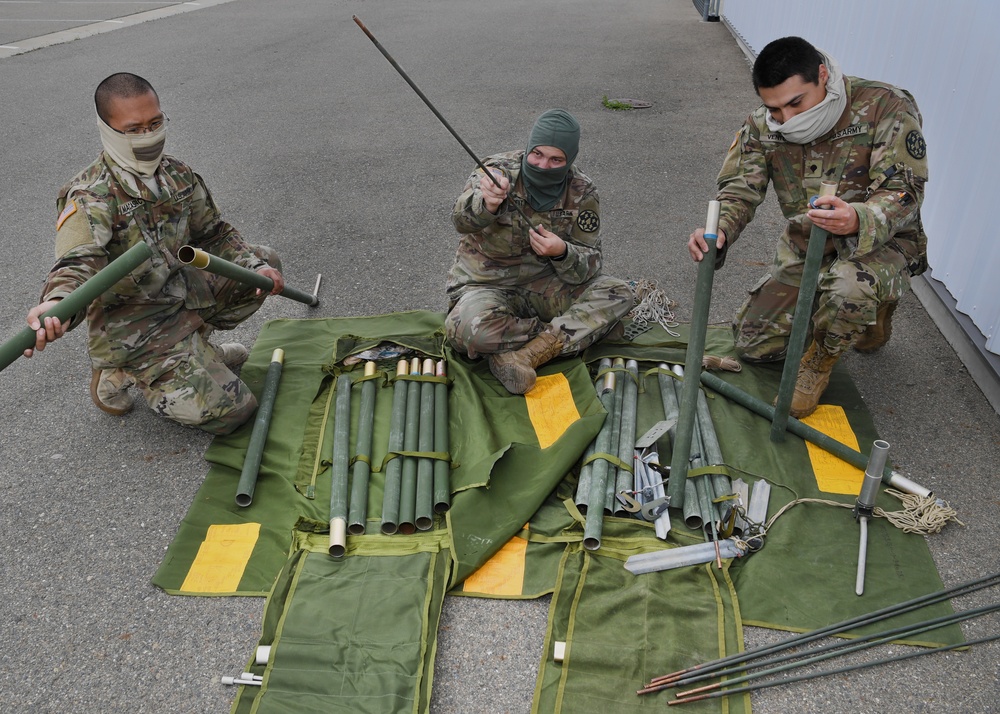 Cal Guardsmen communication link JTF 115 networking JOC to JFHQ