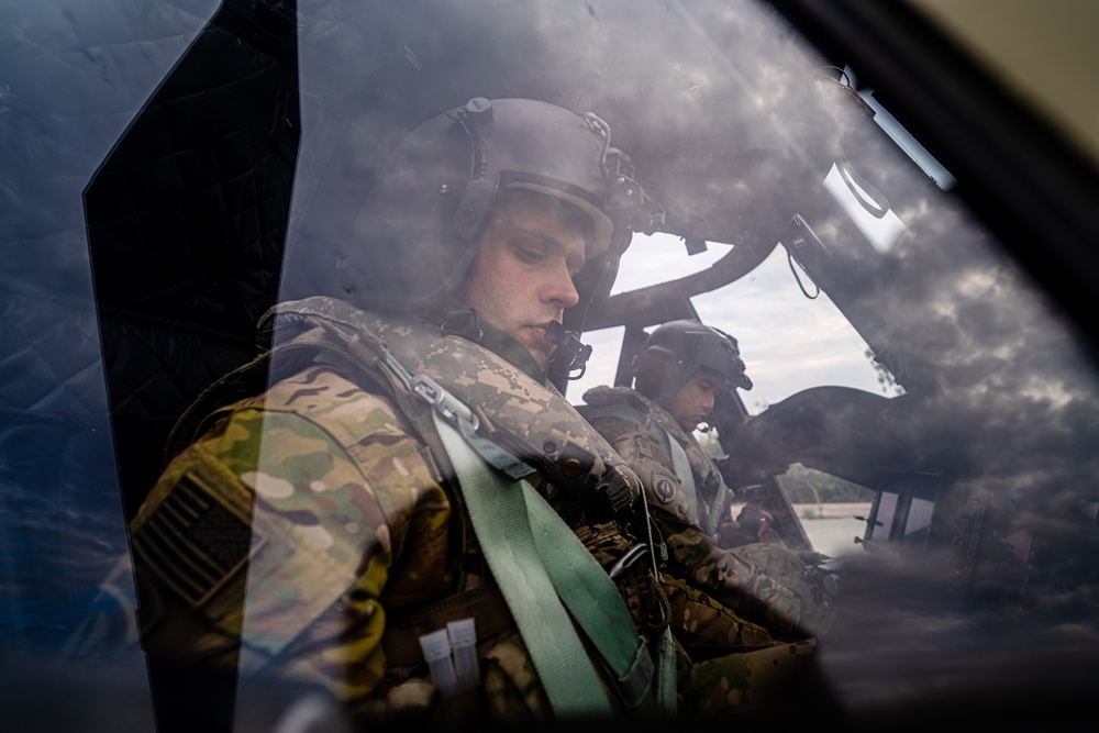 U.S. Army aviation brigade and paratroopers train on Cyprus