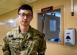 Army Reserve Pharmacists Augment USNS Comfort