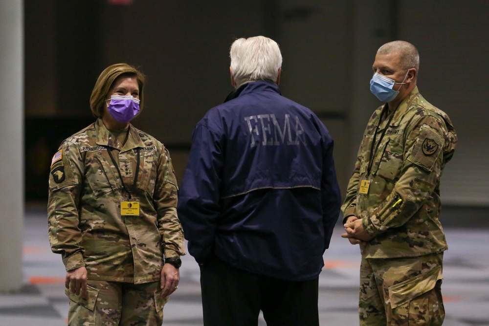 Commander U.S. Army North Lt. Gen. Laura Richardson meets with partnering federal agencies