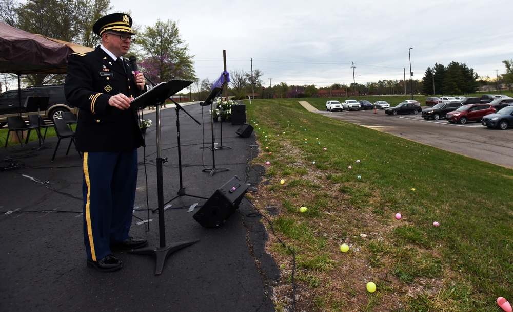 Fort Knox celebrates Easter with drive-in style service despite threat of rain