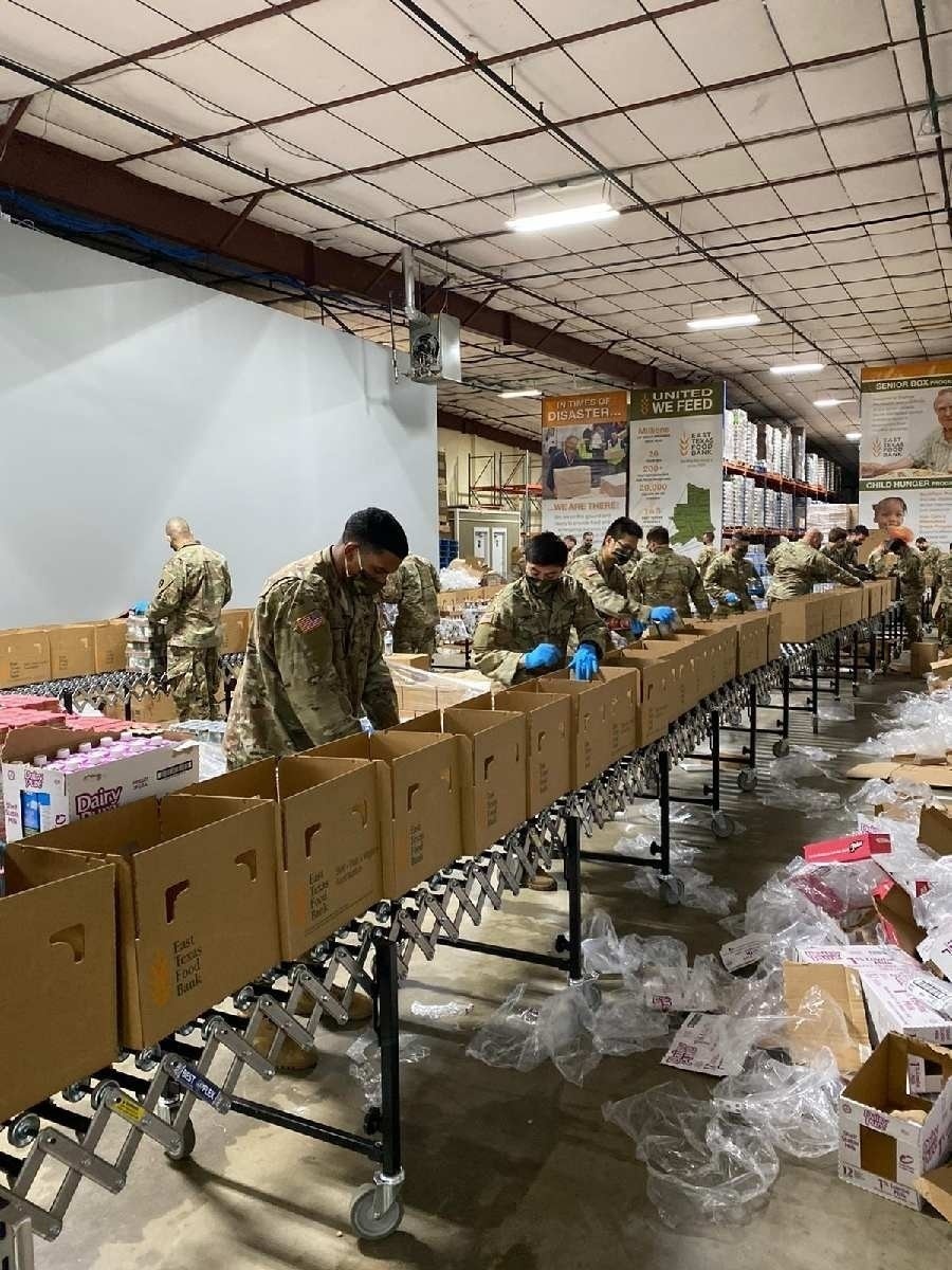 1-124 Cavalry Regiment Assists East Texas Food Bank