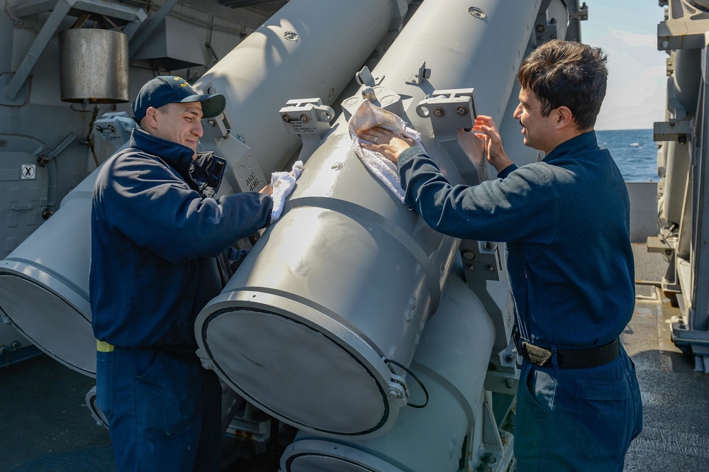 USS Russell (DDG 59)