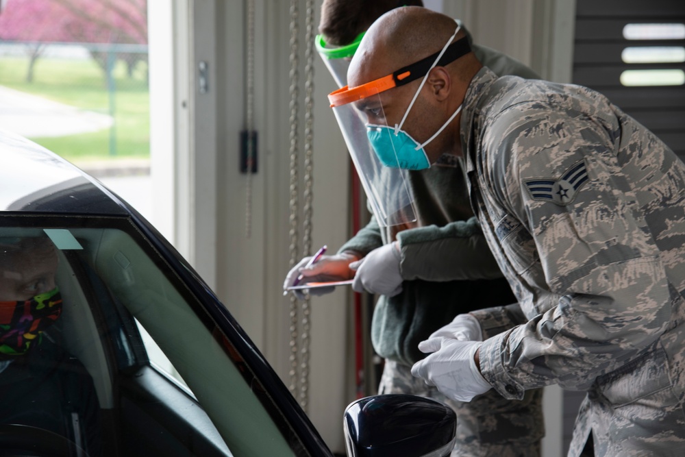 436th Airlift Wing Innovation Lab 3D Prints face shields