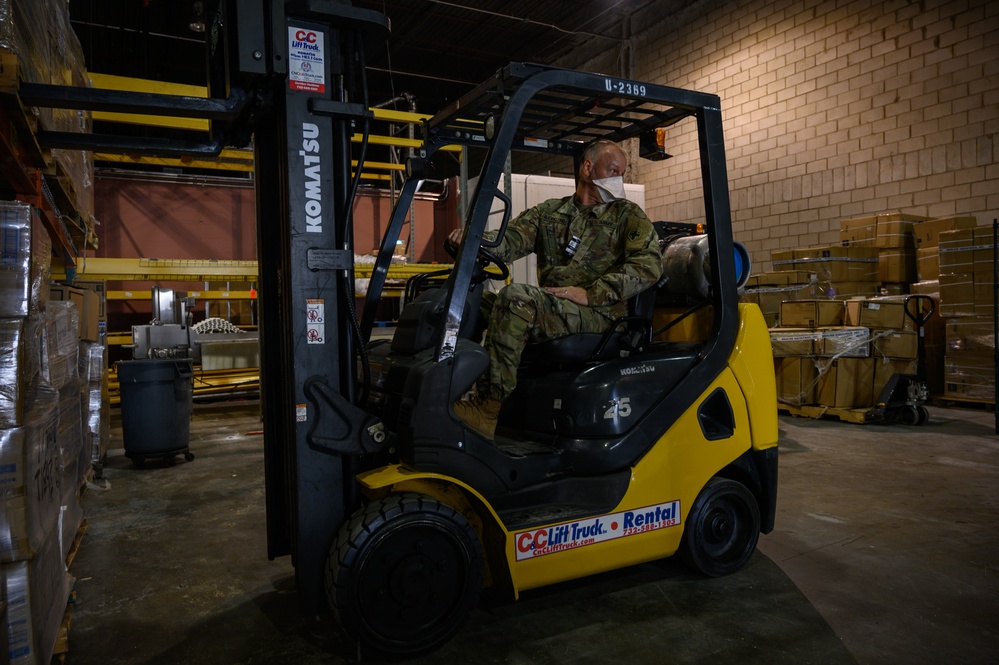 Soldiers with the 332nd Medical Brigade finalize set up in New Jersey FMS