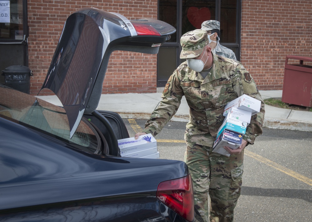 Connecticut National Guard assists PPE distribution in North Haven