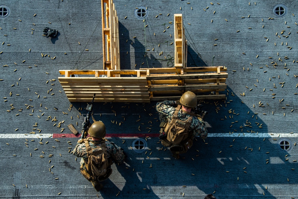 DVIDS Images 31st MEU Marines Hone Fast Rope Techniques And 
