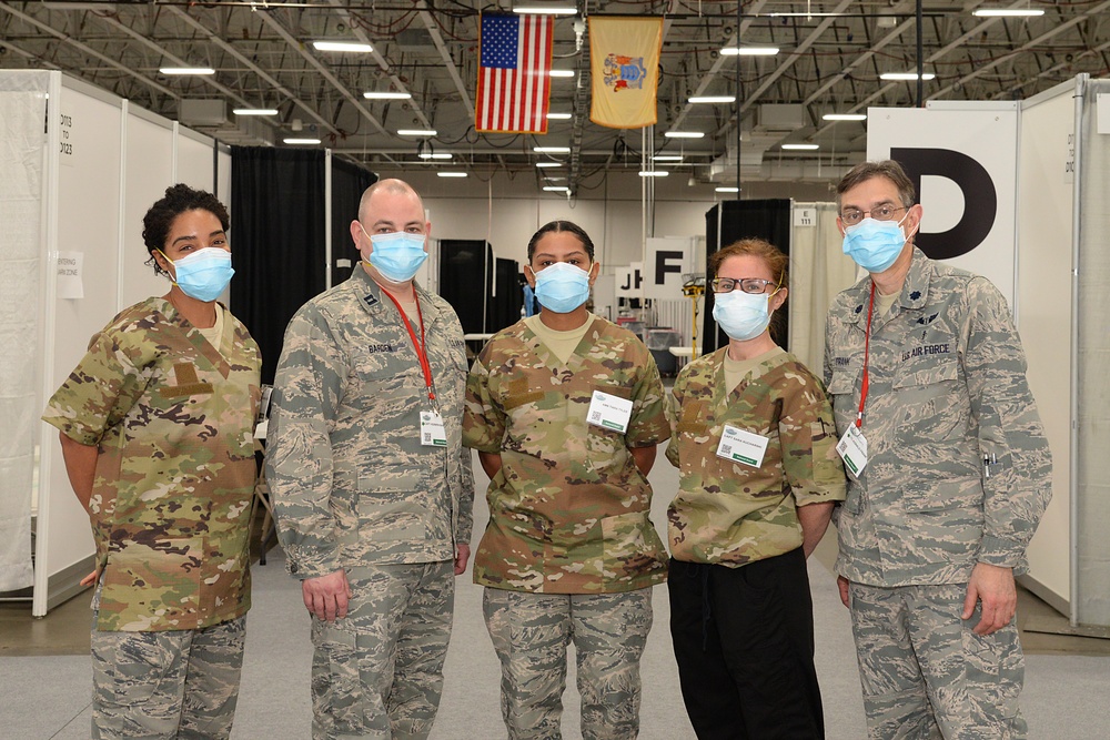 NJ National Guardsmen Operate at Federal Medical Station in Secaucus