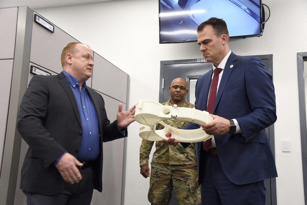 Oklahoma Governor Stitt visits Tinker