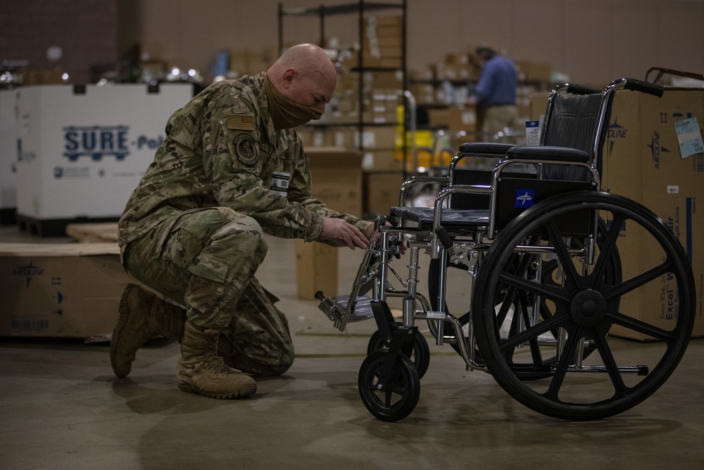 New Jersey Air Guard set up medical gear in Atlantic City
