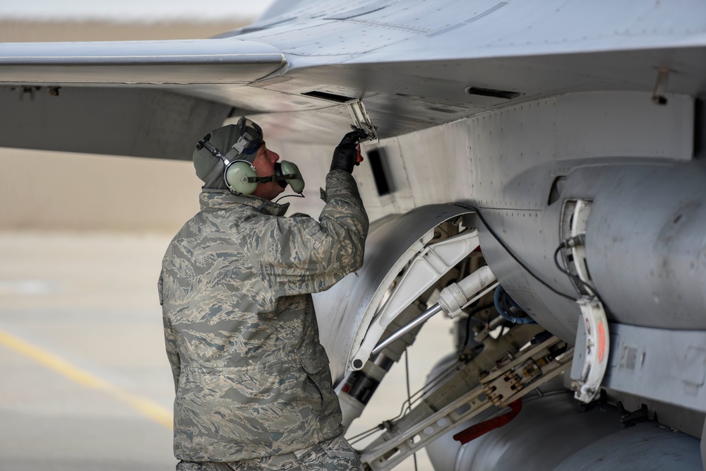 180FW Continues to Execute Mission During Pandemic