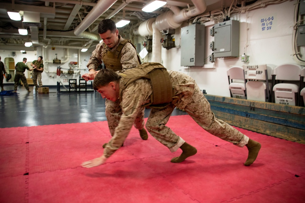 31st MEU Marines conduct MCMAP course aboard USS America