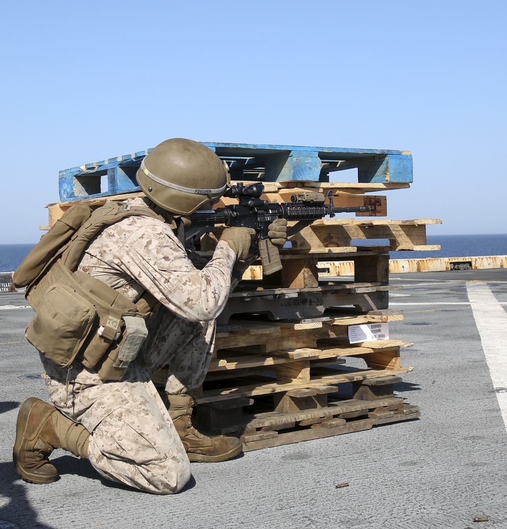 Fox Battery conducts live-fire training range