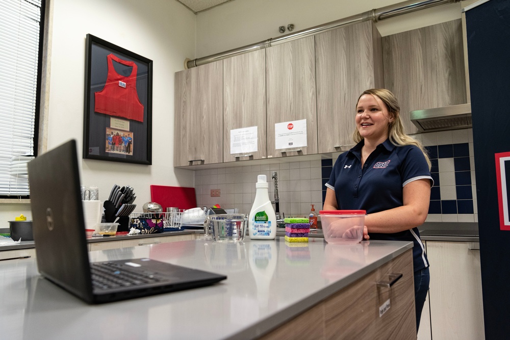 (PHOTO1) USO Services on Facebook Live (PHOTO1) USO Services on Facebook Live