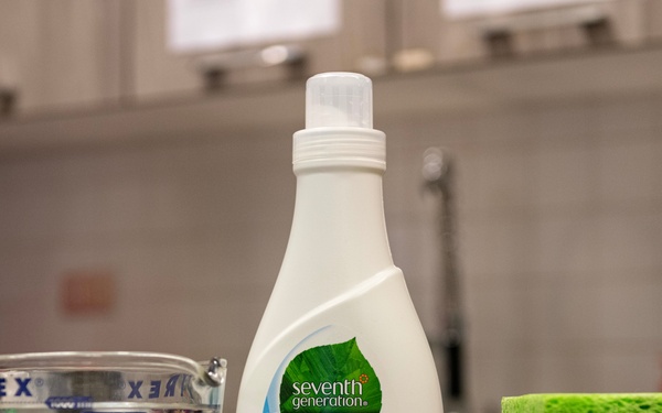 (PHOTO4) USO Services on Facebook Live