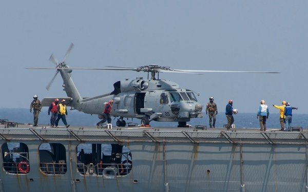 Rafael Peralta, HSM 49 Conducts Vert Rep