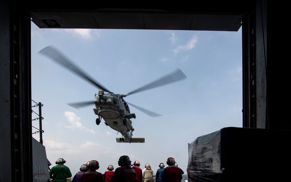 Rafael Peralta, HSM 49 Conducts Vert Rep