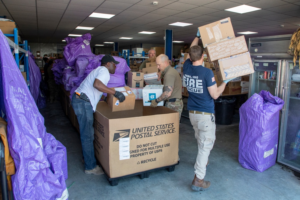 Mail delivered to Erbil Air Base