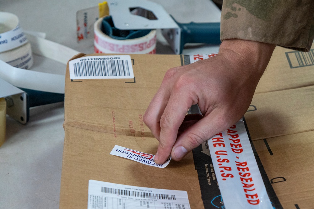 Mail delivered to Erbil Air Base