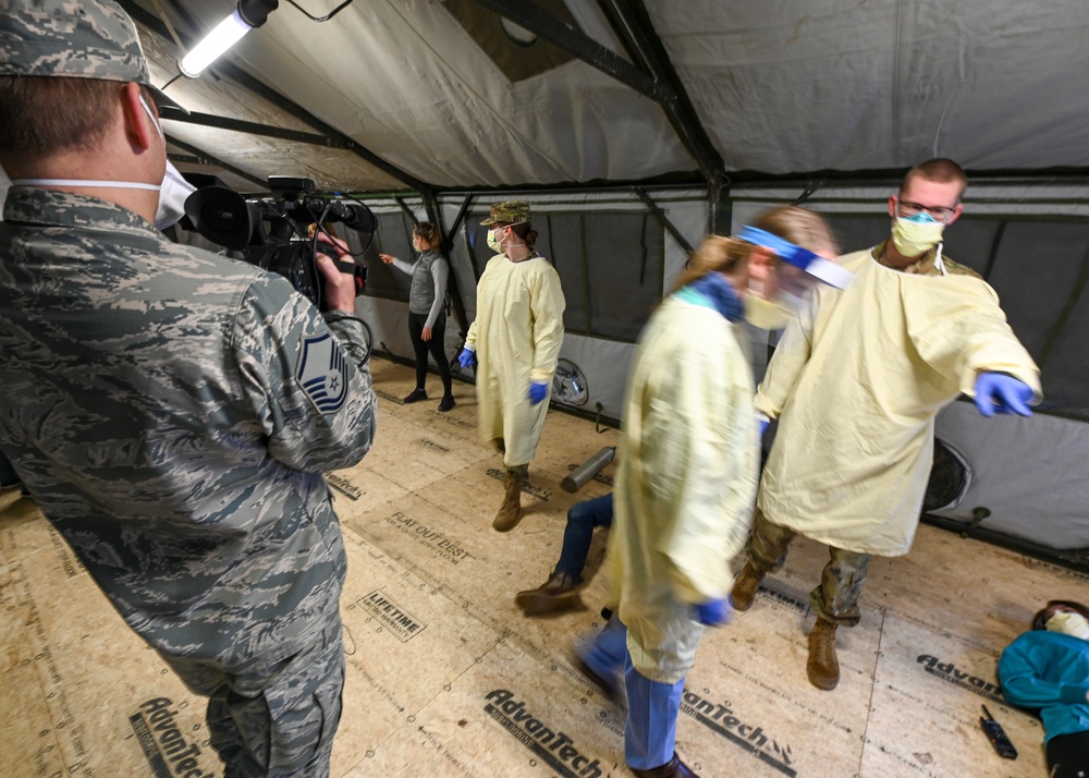 Vermont soldiers conduct a mass casualty exercise at UVM Medical Center