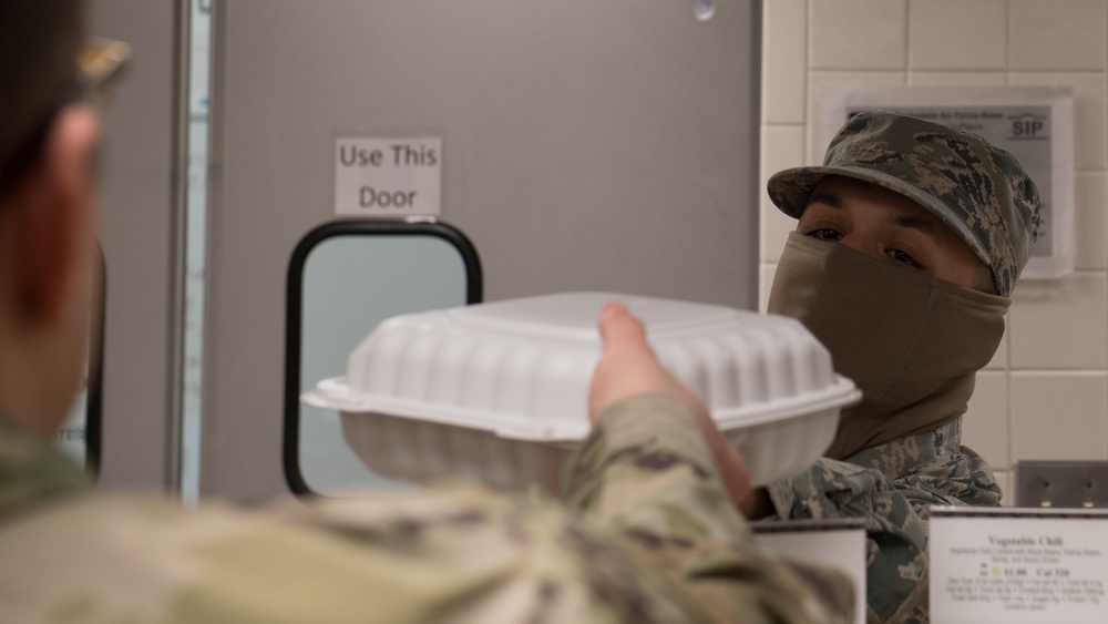 DFAC Airmen keep the masses well-fed