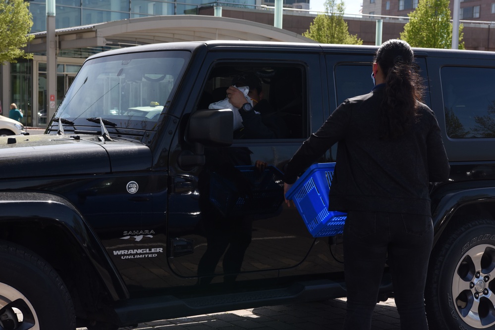 AAFES, DeCA serving service members safely